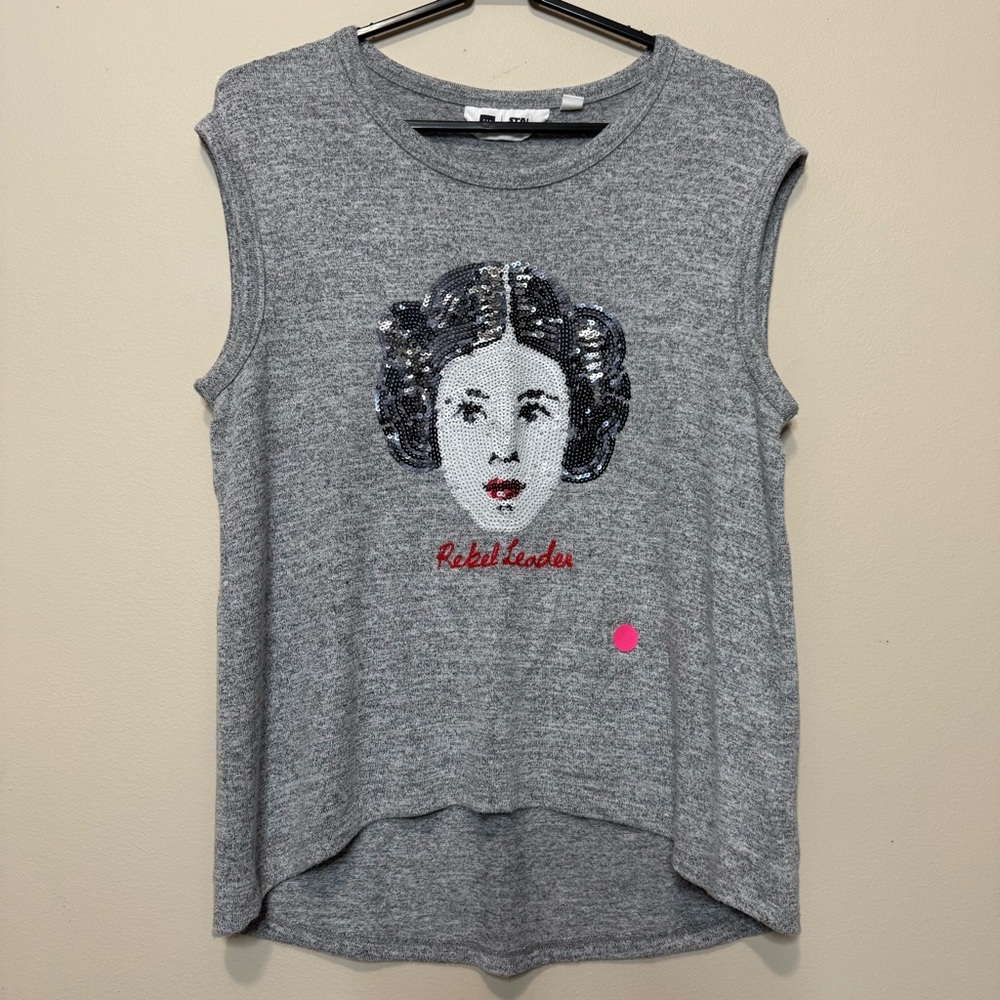 GAP Gray Graphic Muscle Tank Star Wars